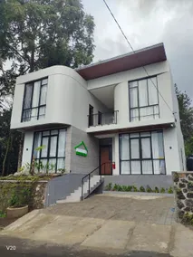 Naomi Villa Tawangmangu - Image 1