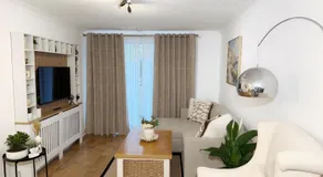 Heart of the City Apartment - Image 2