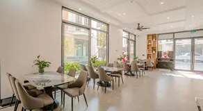 Sunflower Hotel - Image 3