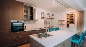 Darki Comfort Apartments - Stylish and Comfortable Apartments with Free Parking - Image 3