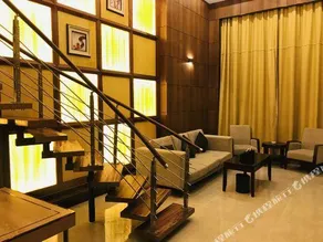 Sky Mall Hotel - Image 5