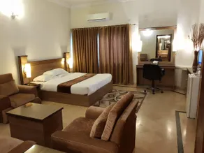 Peace Guest House - Image 1