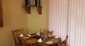 Gardenfield House Bed & Breakfast H91vh02 - Image 4