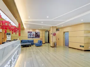 Chonpines Hotel·Jining Railway Station Wanda Plaza - Image 5