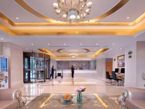 Vienna Hotel Jinan Railway Station - Image 2