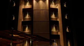 A Square Executive Hotel - Image 2