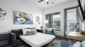 Birmingham Luxury Apt, near everything - Image 2