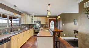 Entire 2br 2ba hilltop view home Sleeps 8 pets 4 acres Jacuzzi Central AC Kingbeds Office Free WiFi Parking Full Kitchen Refrigerator Washer Dryer Furnished Three 3 Large Sunset Dining Patios Grill Stovetop Oven Hiking Wildlife Firepit Quiet very Secluded - Image 2