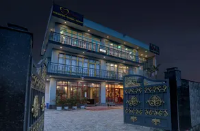 OYO 79529 HEART BEAT HOTEL - Image 2