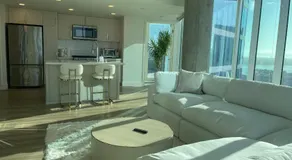 Luxury Designer Suite with Rooftop Pool, Gym - Image 2