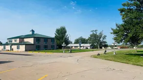 Super 7 Inn Dallas Near Duncanville - Image 2