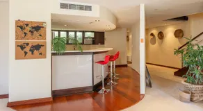 NYC Style Downtown Duplex - Image 4