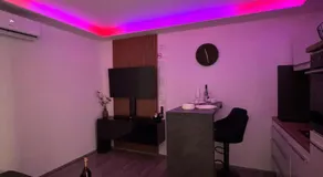 Lux Stay Apartmant - Image 5