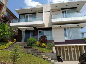 Rehat at Villa Golf Island Dago Resort I - Image 2