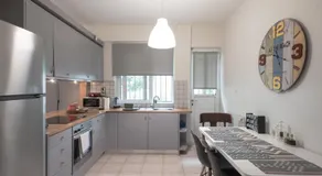 Affordable luxury garden apartment - Image 3