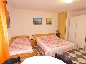 Apartment 891 - Image 4