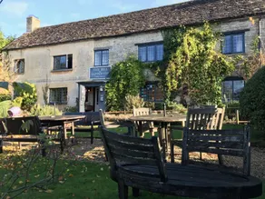 The Bell at Sapperton - Image 4