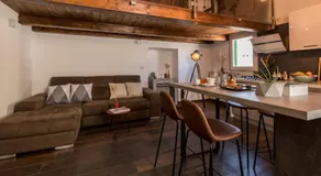 SUITE 39 - Image 4