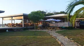 Sonny Island Resort Cabañas Frente al Mar - Image 5