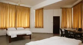 Kalasa Planter's Club Guesthouse - Image 4