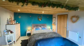 The Pod & Cwtch luxury accommodation - Image 2