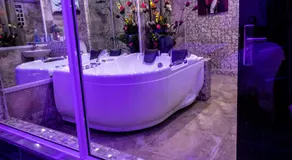 Gold Crown International Hotel Johannesburg - Image 2