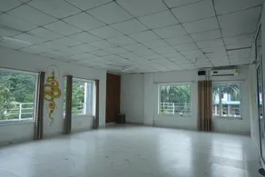 12 Monks Hostel Rishikesh - Image 5