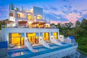 Yeosu 48 Hour Pool Villa - Image 1