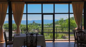 In Gremi Hotel - Image 2