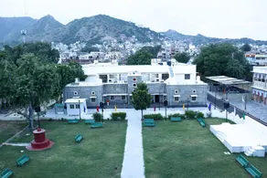 HOTEL KING EDWARD MEMORIAL - Image 2