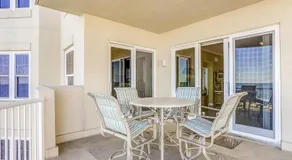 Oceanfront 5th-floor condo with balcony, gorgeous views & pool access - Image 5