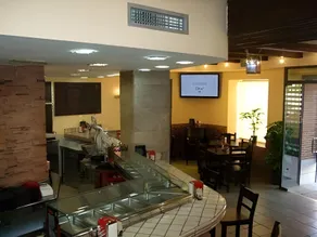 Hotel Complutense - Image 2