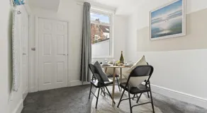 Charles Street House - Image 3