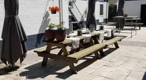 Hotel-Cafe Knoors-Meeks Stein Urmond - Image 4