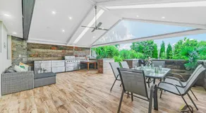 Located in Cranebrook, 3 bedrooms, relaxing home - Image 3