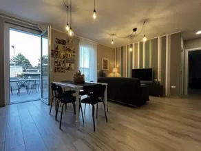 Delightful Apartment With Private Terrace - Image 3