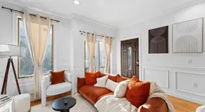 Modern Haven Near PATH NYC in 20 mins 12 PPL - Image 2