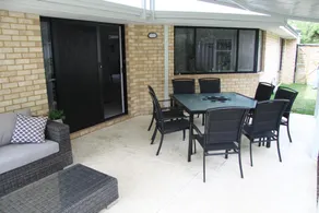 Warnbro Beach Family Accommodation - Image 2