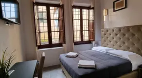 B&B The Lux - Image 2