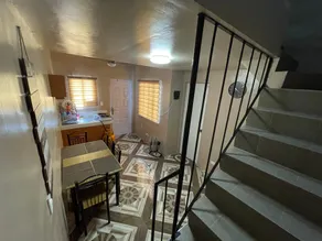 ENTIRE TOWN HOUSE NEW LANCASTER CITY - Image 3