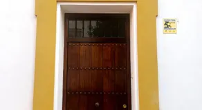 Santa Cruz - Luxurious City Center Boutique Apartment - FREE PARKING - Image 5