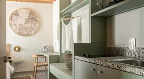 FOS Luxury Suites - Image 3