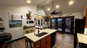 Twin Oaks Cabin at Linville, Private, New remodel - Image 4