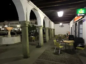 Hostal Zurbaran - Image 4