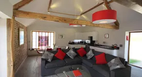 Flintstone Cottages - Image 3