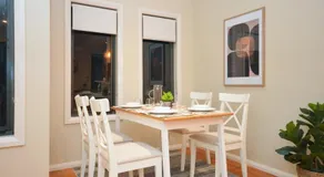 Luxury Townhouse Stay - Image 4