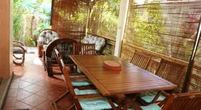 Cosy House in Blue Bay with Private Parking and Terrace - Image 3