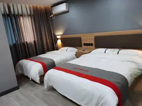 Jun Hotel Henan Sanmenxia Dennis Plaza - Image 3