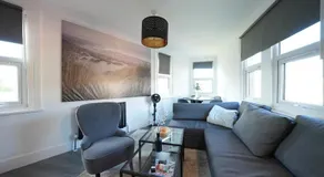 3BR Home Gem - sleeps 9 - Netflix - Near O2 & Greenwich Park - Image 5