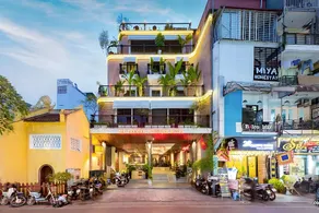 MK Premier Boutique Hotel - Image 4